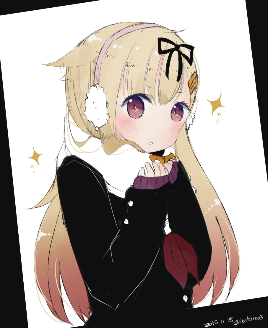 907x1112