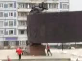 320x240