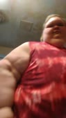 506x900