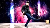 696x392
