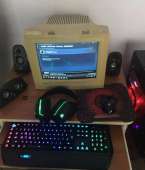 700x818