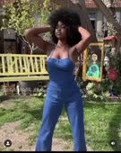 888x1116