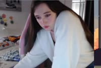 838x566