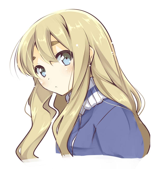 647x700