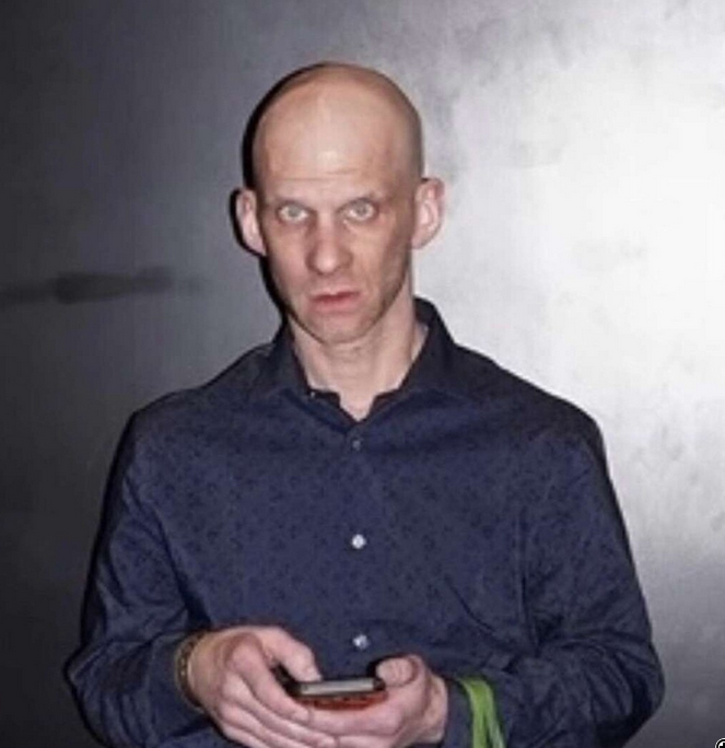 663x684