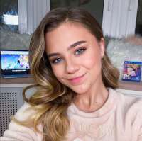 1080x1079