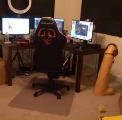 811x796