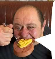 687x728