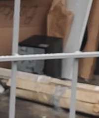 201x238