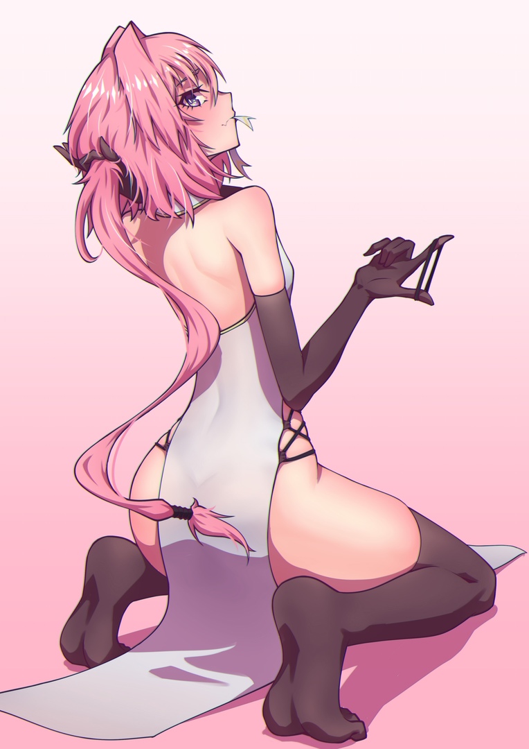 764x1080