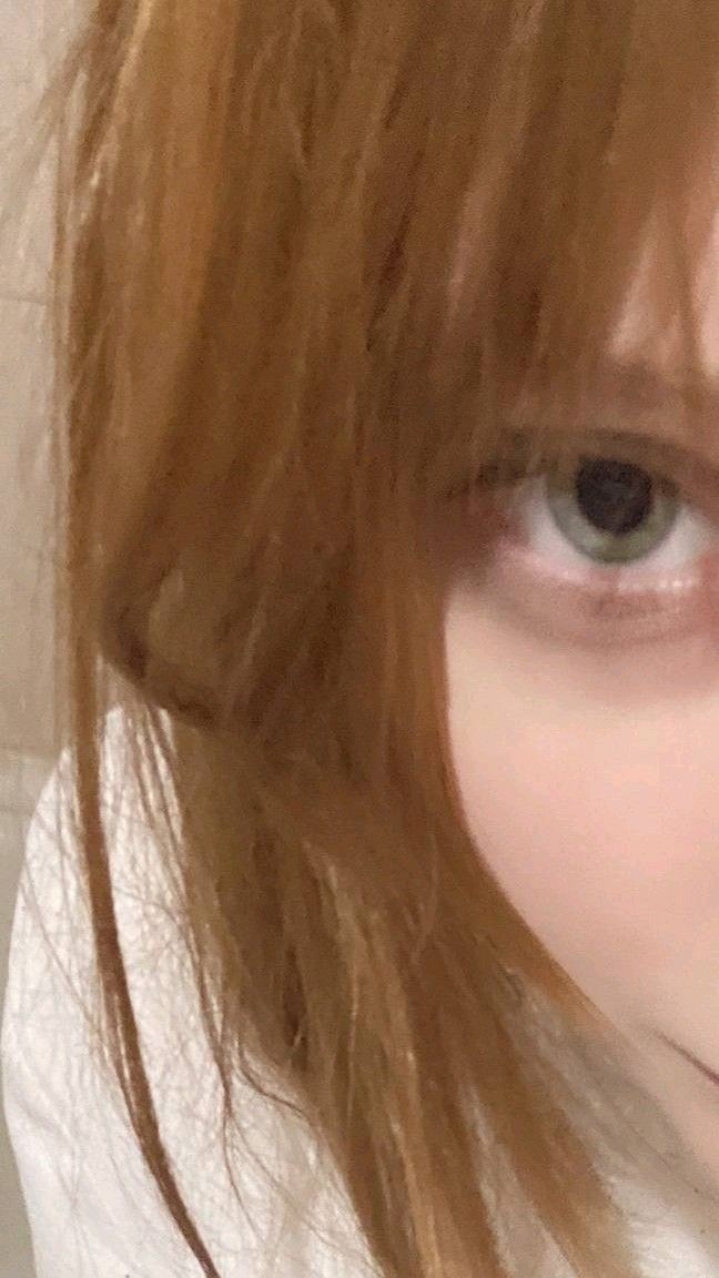648x1152