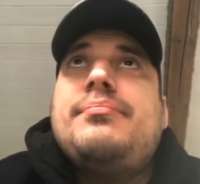 399x368