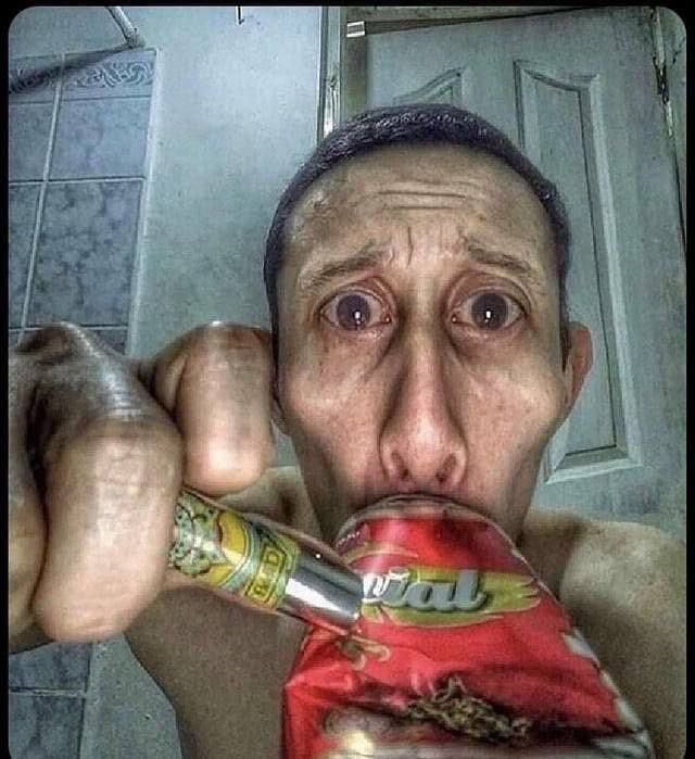640x699