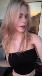 576x1024