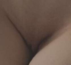 318x292