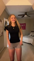 576x1024