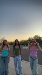 576x1024