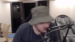 582x330