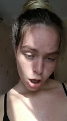 576x1024
