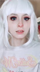 576x1024