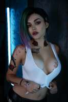 853x1280