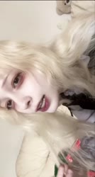 688x1276