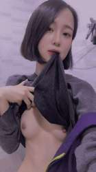 607x1080
