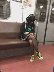 877x1169