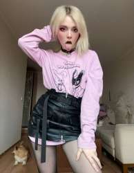997x1280
