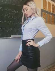 740x946