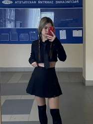 871x1161