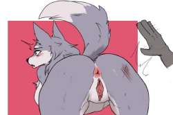 893x595
