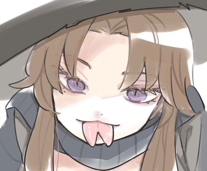 811x672