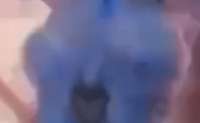 697x430