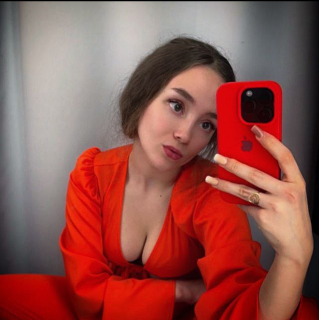 1080x1084
