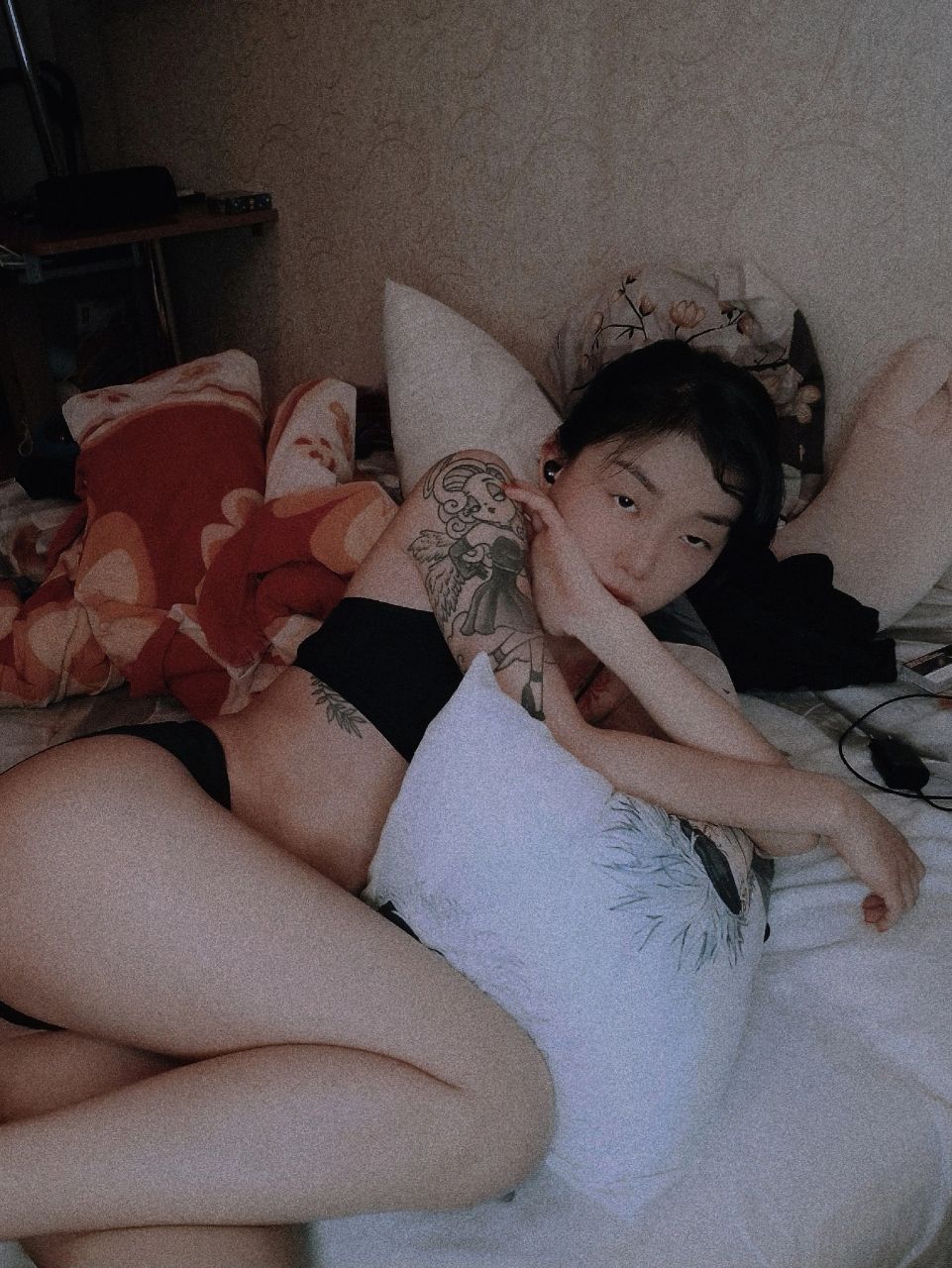 961x1280