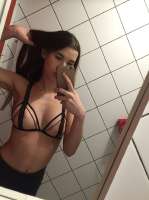 719x960