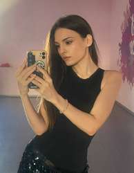 997x1280
