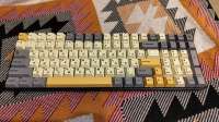2352x1323