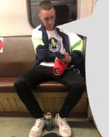 439x552