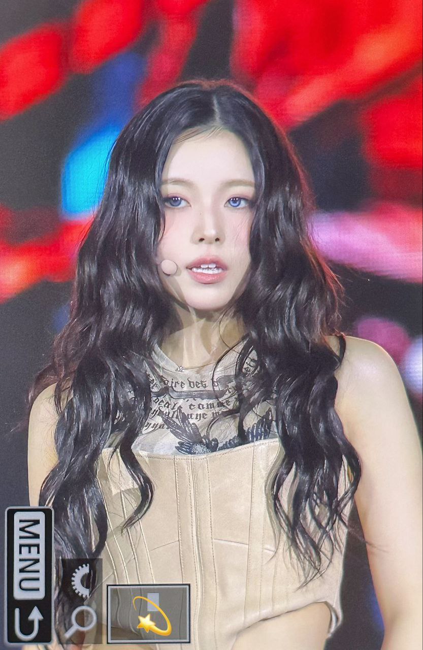 833x1280