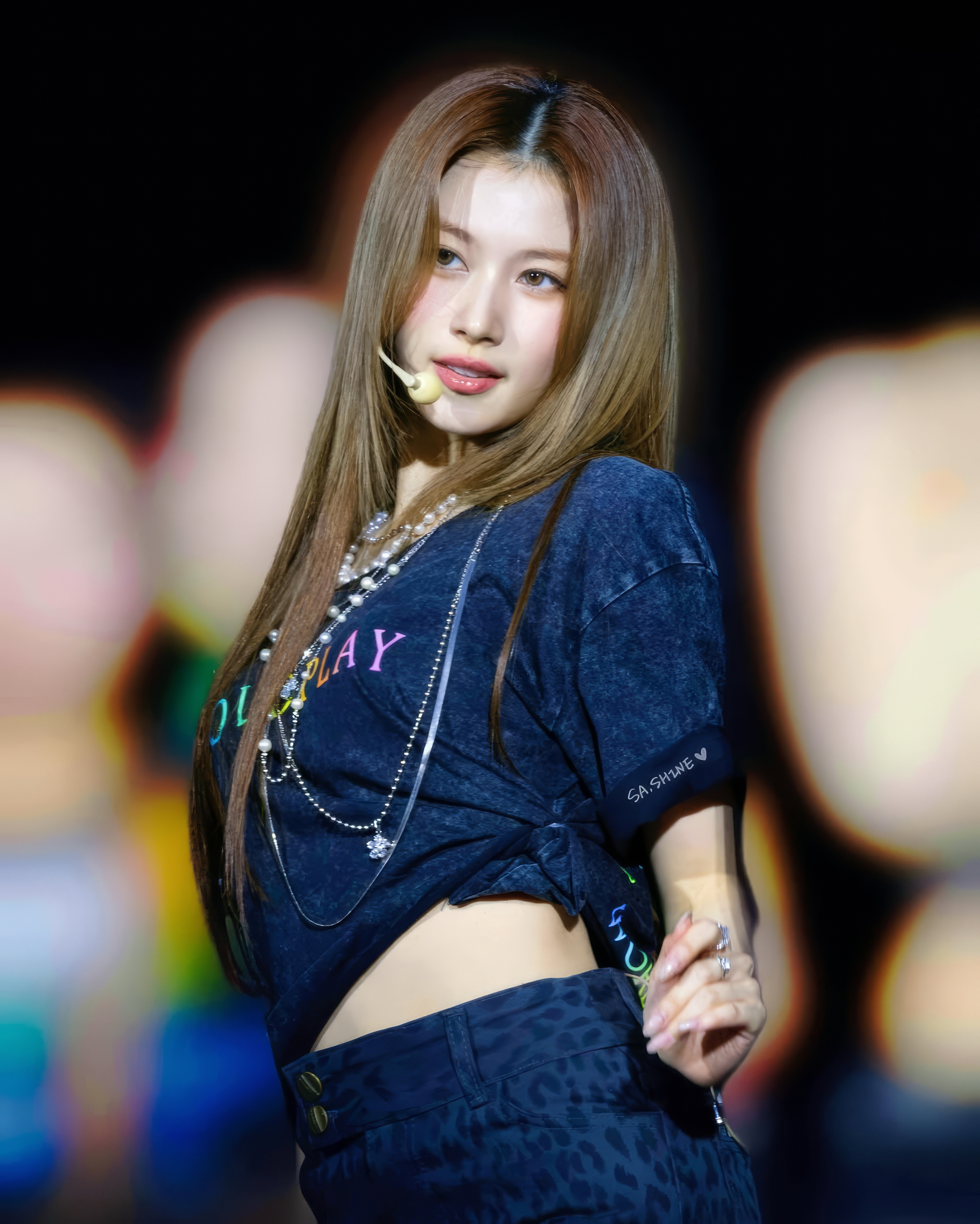 3100x3872