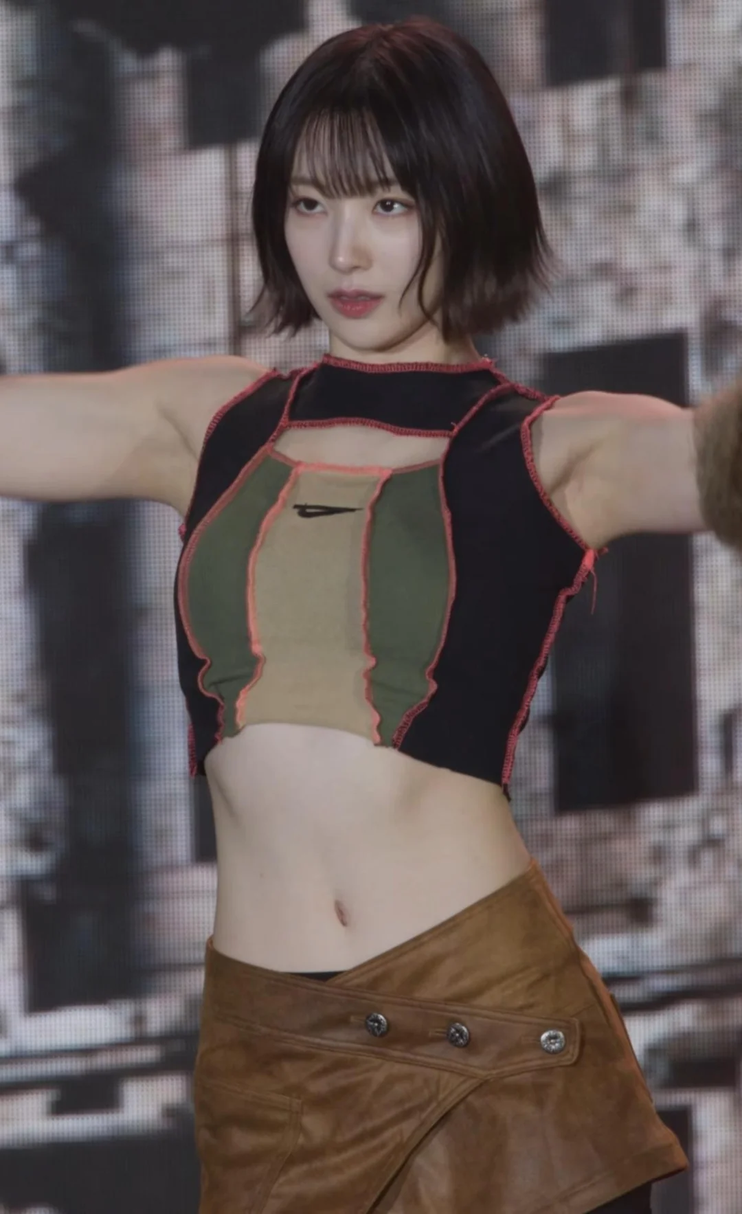 1080x1767