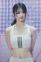 736x1104