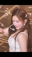 576x1024