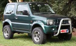 500x305