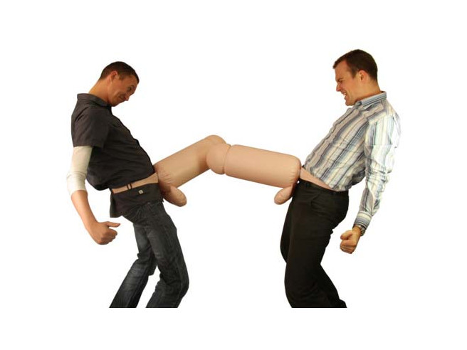 656x492