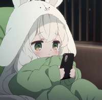 735x723