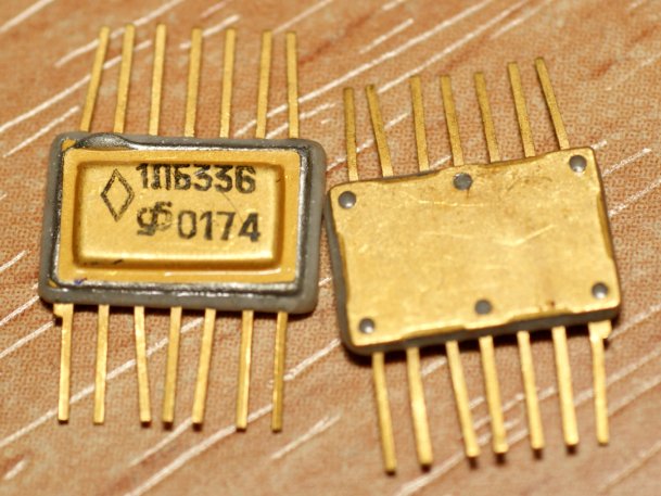 609x457