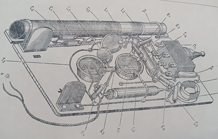 917x587